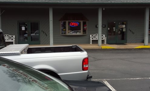 H G Greene's General Store Jonesville