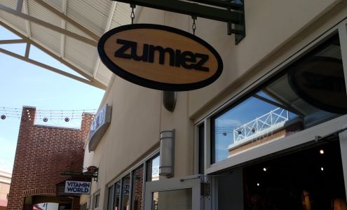 Zumiez