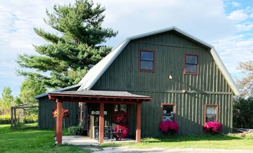 Highland Farms Boarding Kennel & Store