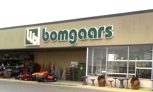 Bomgaars