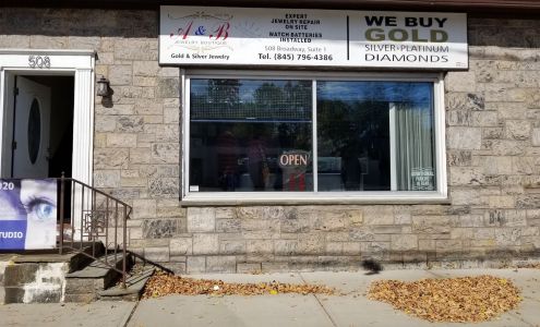 A & B Jewelry & Boutique