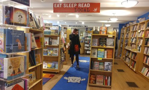 Flying Pig Bookstore