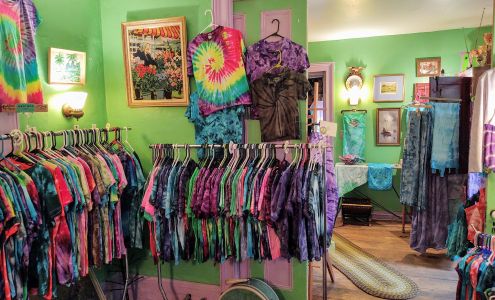 New Dye: Handcrafted Tie-Dye Garments & Housewares Alburgh