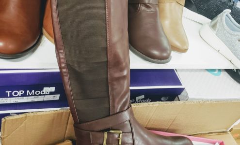 Veronica?s Clothes Avenal