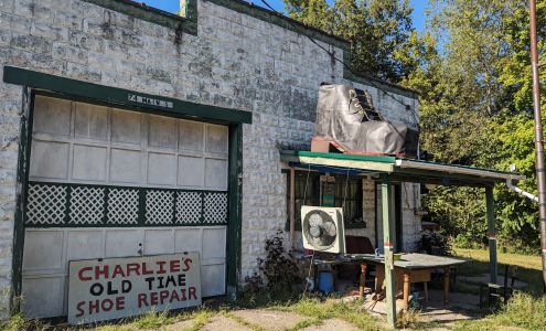 Charlie's Old Time Shoe Repair Gratz