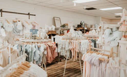 Buttons & Bows Boutique