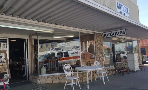 Becky's Antique Mall