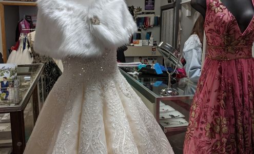 Two Hearts Bridal & Proms