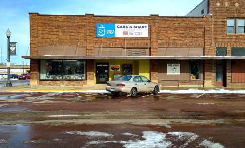 Ten Thousand Villages Mountain Lake