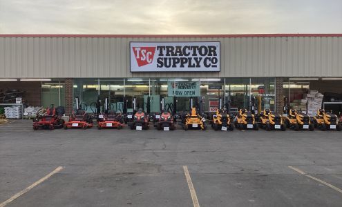 Tractor Supply Macon