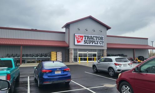 Tractor Supply Higginsville