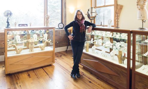 Sioux Eagle Designs West Tisbury