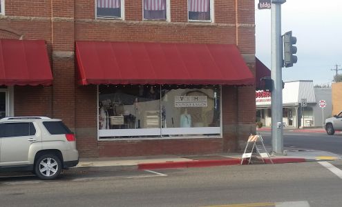 Black Sheep Boutique & Salon Mountain Home