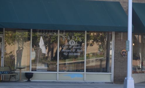 Davis Gifts & Jewelry