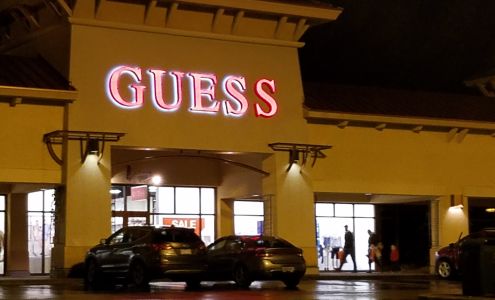GUESS Factory