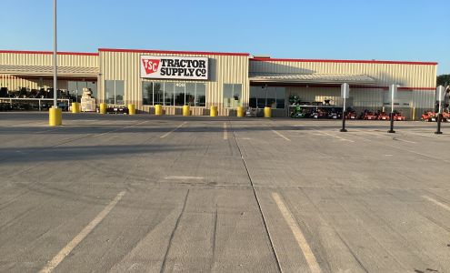 Tractor Supply Auburn