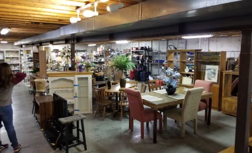 Ozarks Kat & K9 Donation Center & Thrift Store