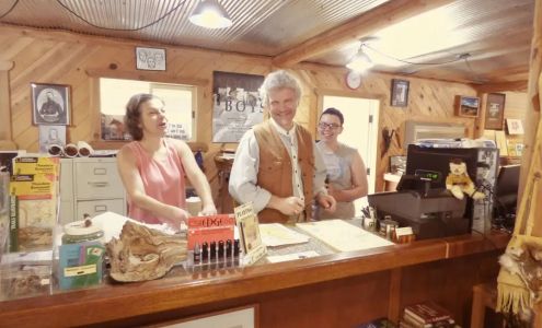 Amble Inn & Western Edge Books, Artwork, Music Medora