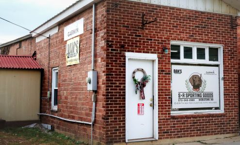 S & R Sporting Goods Middletown