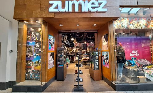 Zumiez