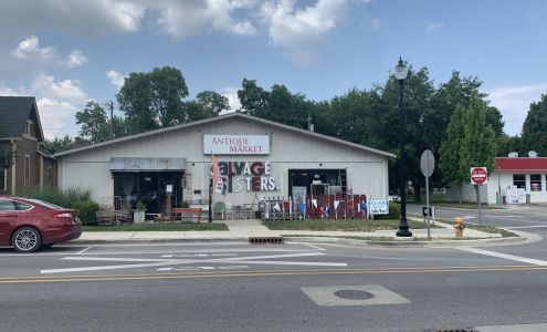 Salvage Sisters Antique Market