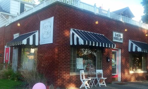 Pen And Pink Vintage