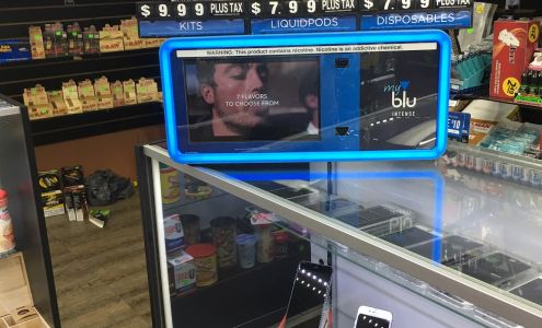 Lilly's Makeup Bar Wendell