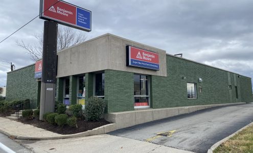 Dages Hikes Point Paint & Wallpaper