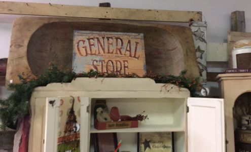 The White Pallet Chair