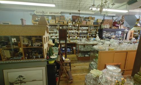 Cedar Valley Antiques Winn