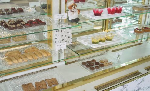 Woofies Gourmet Dog Bakery