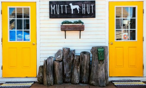 MUTT HUT New Shoreham