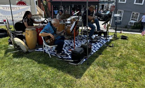 FRENCH + ITALIAN Marblehead