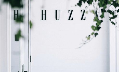 HUZZA Harbor Springs