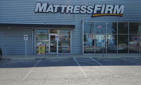 Mattress Firm Lennox Station