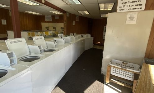 Delaware Corner Laundromat Albany