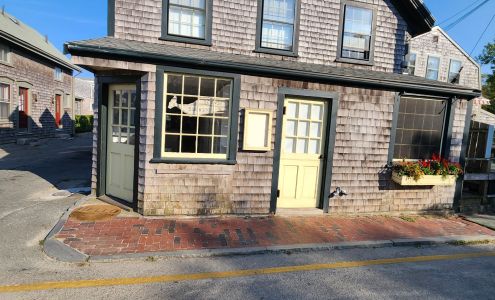 Sconset Bookstore Wines Siasconset