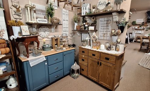 E E Woodcraft, E&E Confections Elma