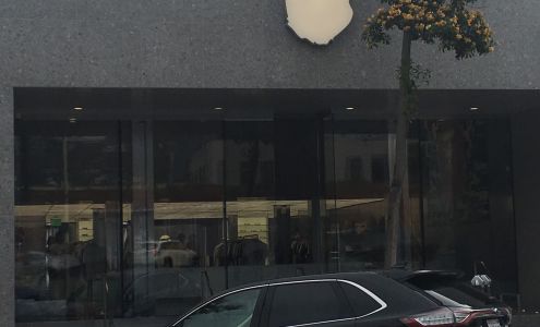 BAPE STORE LOS ANGELES