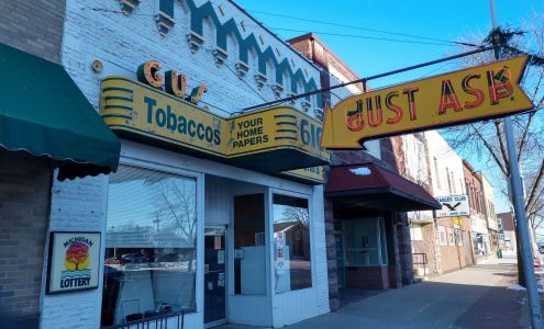 Gust Asp Party Store Escanaba