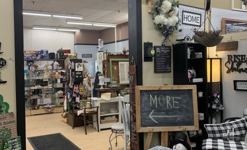 Lakeview Antiques & Collectables