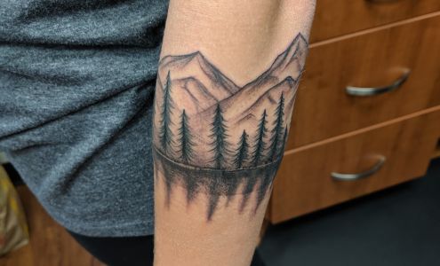 Palmer's Tattoo Parlor