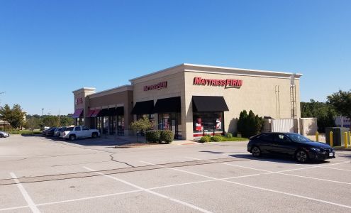 Mattress Firm Manchester Highlands
