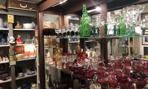 Albert Meadow Antiques