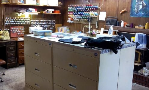 Denna's Dress Making & Alterations