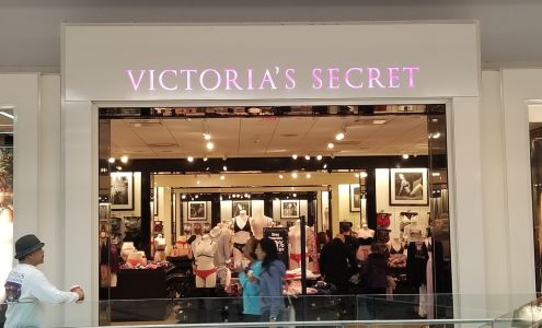 Victoria's Secret & PINK by Victoria's Secret