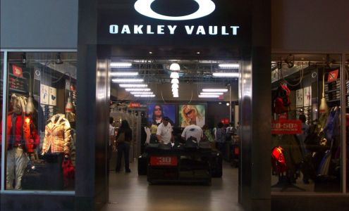 Oakley Vault