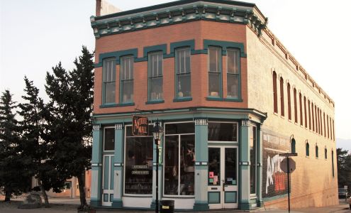 The Western Hardware