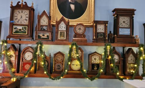 Village Organ & Clock Museum / Rappahannock Organ Company Callao