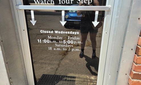 Gerry's Antiques & Collectible